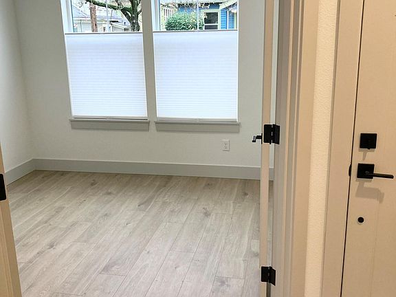 Office / 3rd Bedroom with double doors (main level)