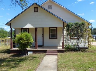 407 S China St, Brady, TX 76825