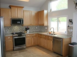 33432 Hillcrest Ct, Wildomar, CA 92595