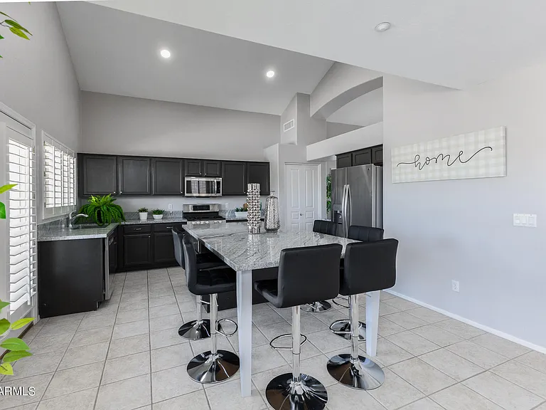 10458 E Karen Dr — Photo 14