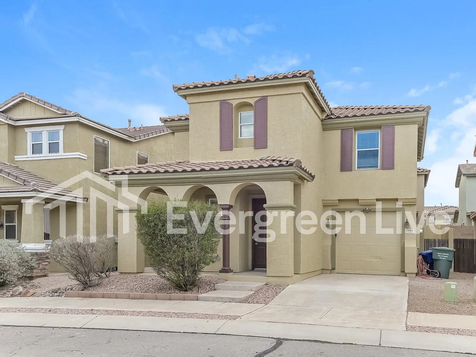 3 bed, 2.5 bath, 1703 sqft, $1,795 — Photo 2