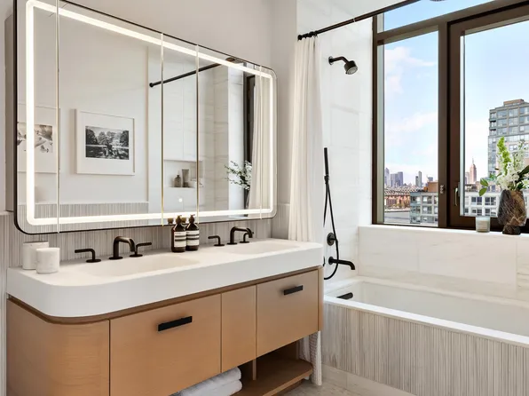 480 Kent Avenue image 4 of 26