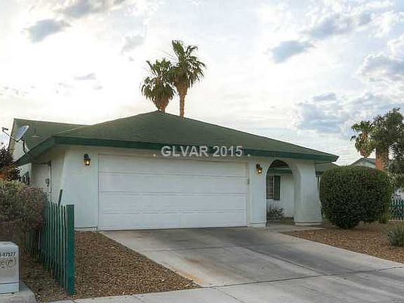 3rd image of 3771 S Torrey Pines Dr