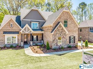 3003 Ginn Point Rd, Owens Cross Roads, AL 35763