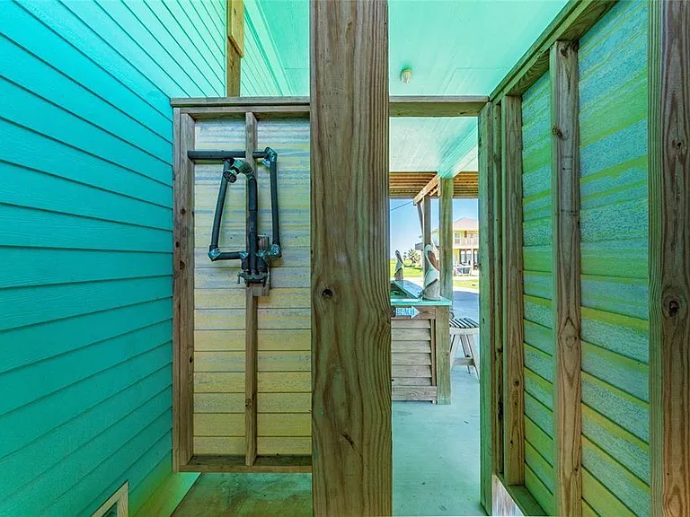 987 Surf Rd — Photo 36