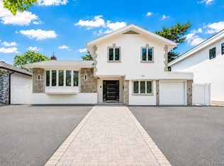 871 Kilmer Lane, North Woodmere, NY 11581