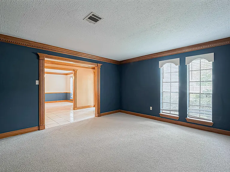 18307 Champion Forest Dr — Photo 15