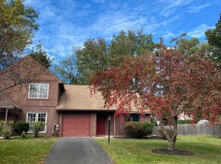 5 Southwest Way, Albany, NY 12205