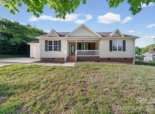 2327 Sunset Dr, Gastonia, NC 28054