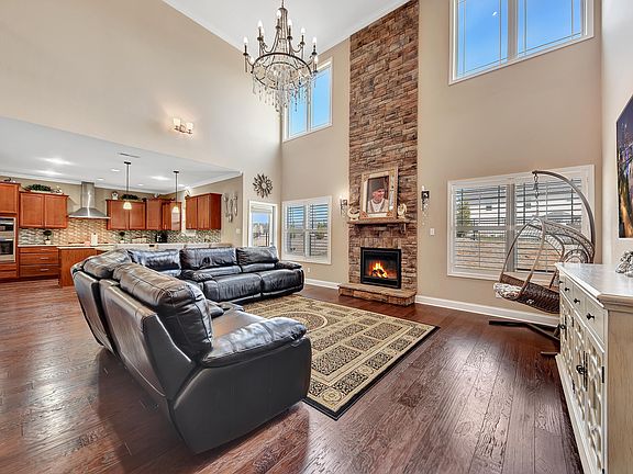 4th image of 2630 Brooke Willow Blvd