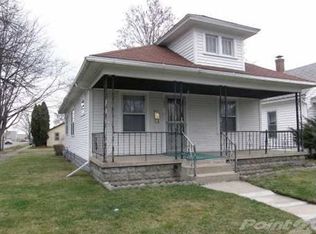 1427 Dubail, South Bend, IN 46613