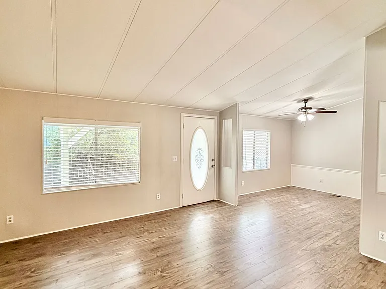 33259 Homestead Ln — Photo 2