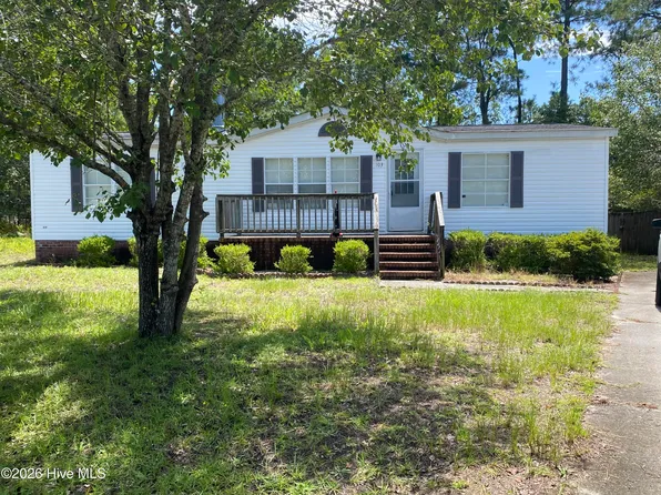 103 Yew Court, Hubert, NC 28539