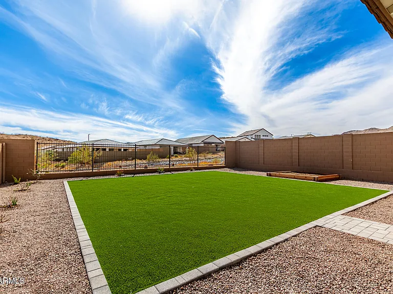 21283 W Edgemont Ave — Photo 42