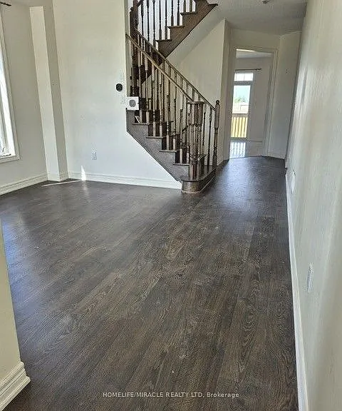 80 Truro Cir — Photo 8