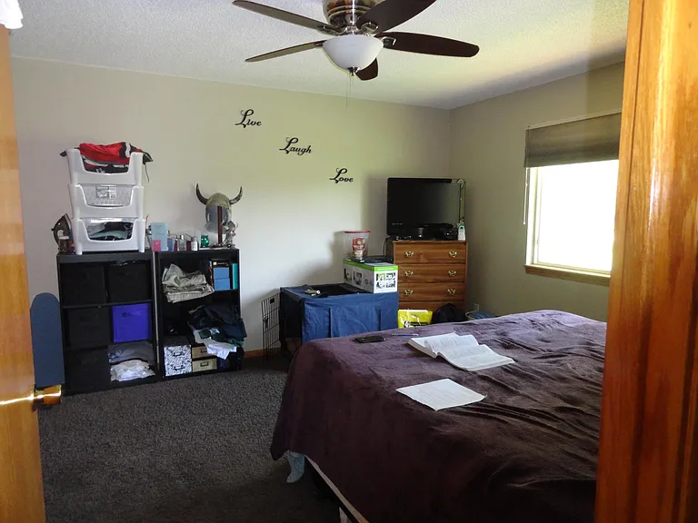 1952 Hannah Jo Ct — Photo 3