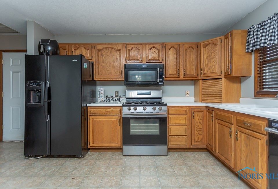 4330 Eber Rd, Monclova, OH 43542 Zillow