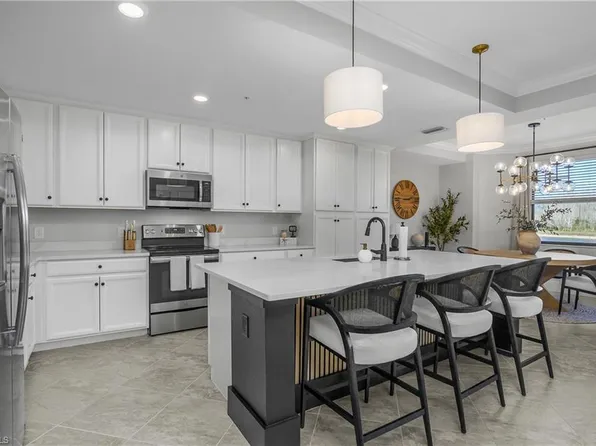 9584 Trevi CT #5217, NAPLES, FL 34113