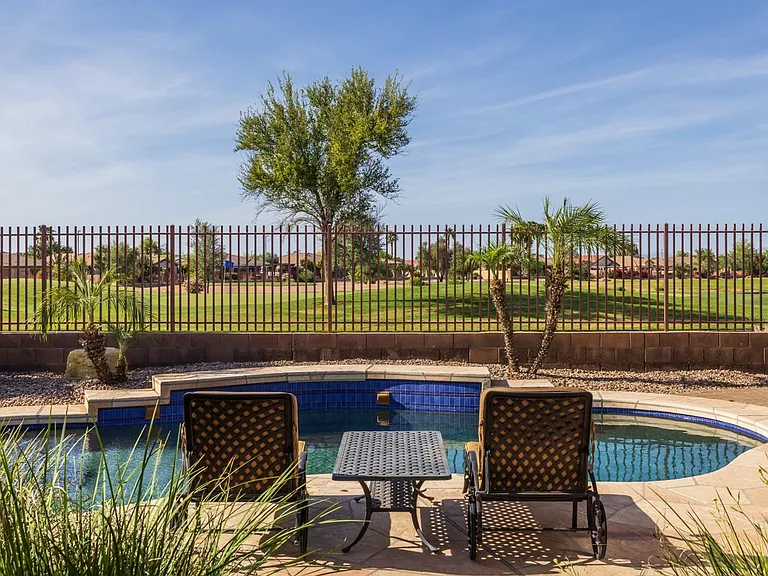 4176 E Clubview Dr — Photo 27