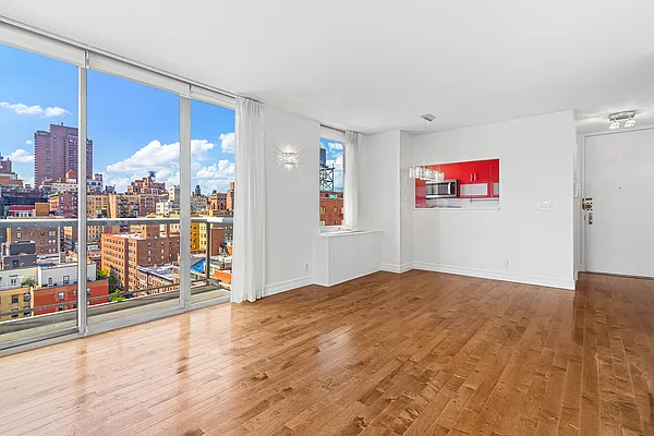 Rented by SERHANT. | media 10