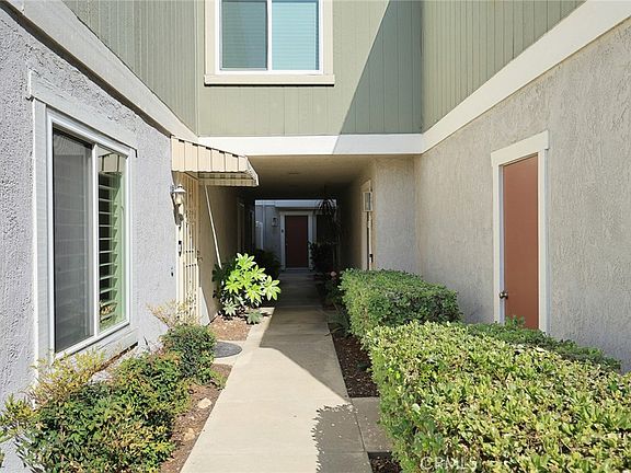 3rd image of 950 Golden Springs Dr Unit D