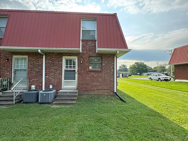 521 Dawson Ln #A — Photo 9