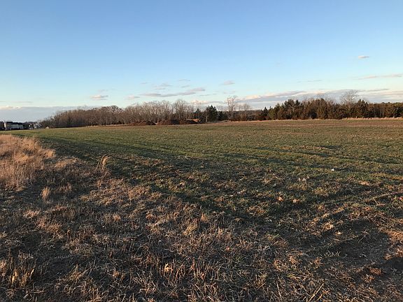 3rd image of Youngs Ave