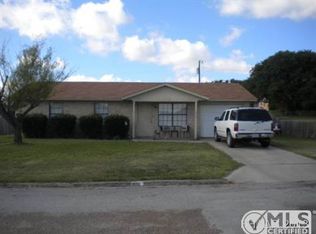 408 Valley View Dr, Gatesville, TX 76528