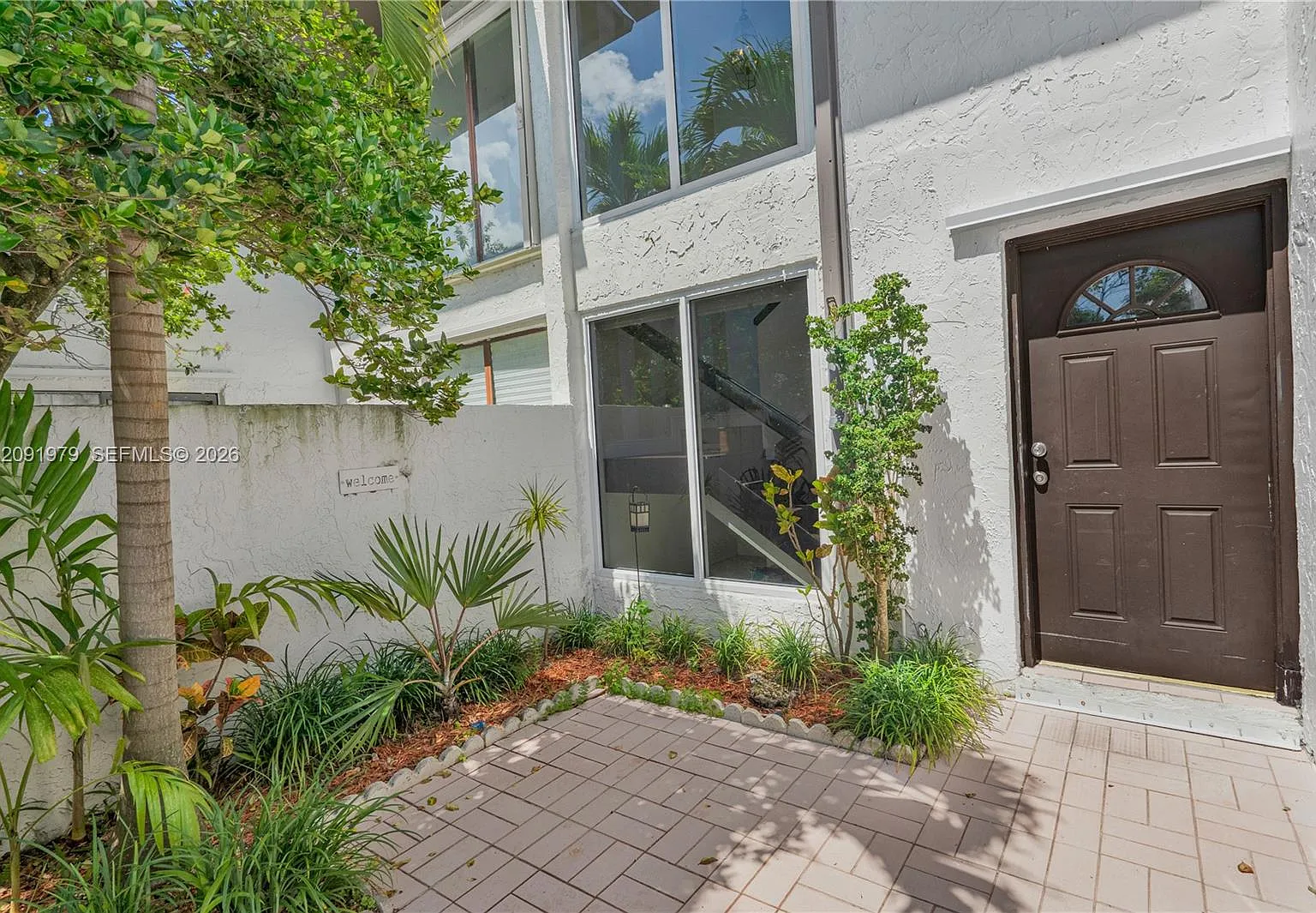 Snapper Creek Townhouses — Photo 4