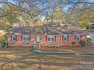 5000 Cheviot Rd, Charlotte, NC 28269