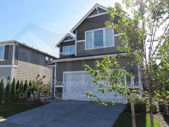 3rd image of 19521 20th Ave E