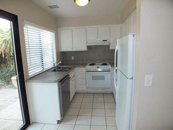 Kitchen Clean Bright