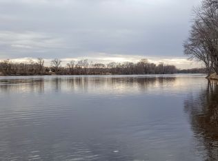 6216 Rivlyn Ave NW, Ramsey, MN 55303