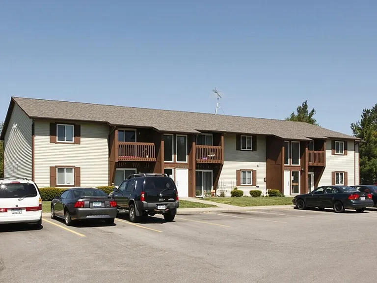 York Hills Apartments ( York Hills Apts LLC) — Photo 21