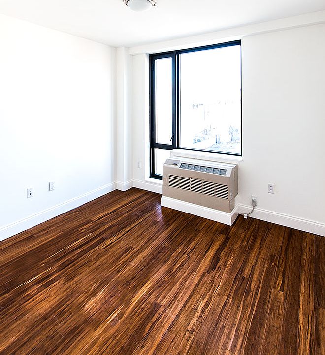 2nd image of 832 Dekalb Ave APT 4N