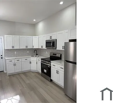 4 bed, 1416 sqft, $2,152 — Photo 2