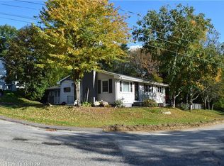 14 Martin Dr, Lewiston, ME 04240