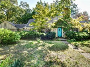 8025 High Dr, Leawood, KS 66206