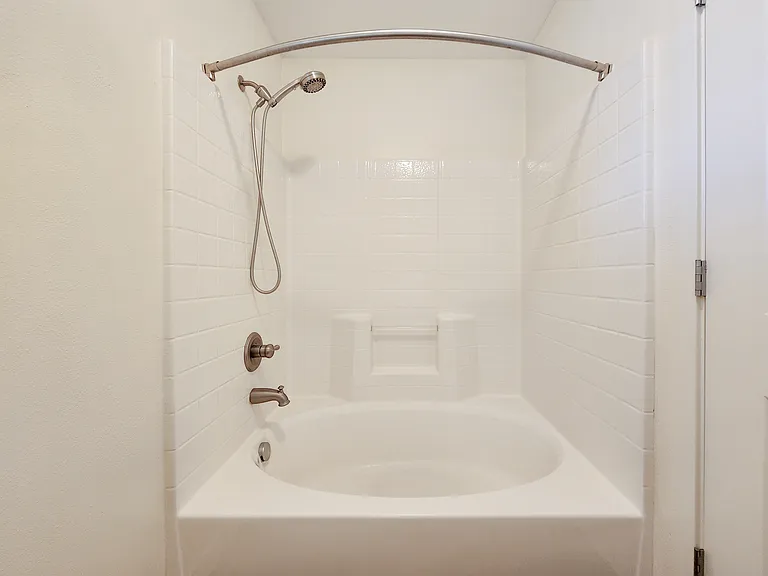 12838 NW Clement Ln — Photo 23