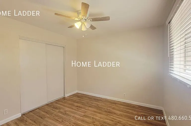 1147 W Drummer Ave — Photo 9