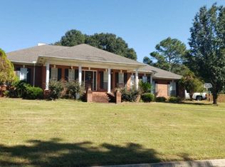 435 Oak Lake Dr, Enterprise, AL 36330