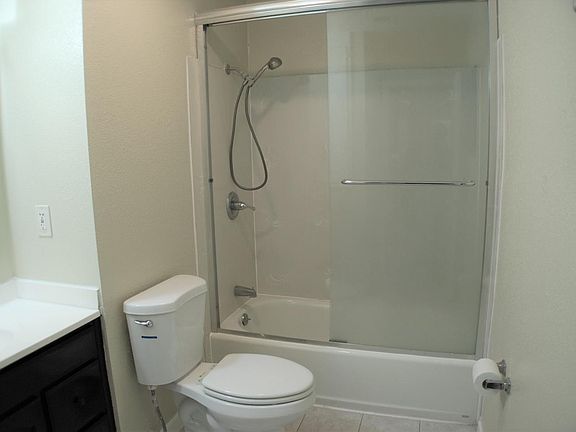 5th image of 1618 Leeward Dr