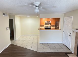 5600 Devonbriar Way APT 102, Orlando, FL 32822