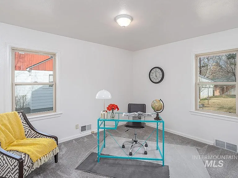 5102 W Grover St — Photo 8