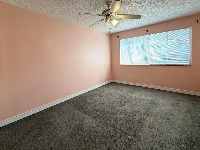 9977 Westview Dr #111 — Photo 15