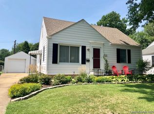 2321 S Pasfield St, Springfield, IL 62704