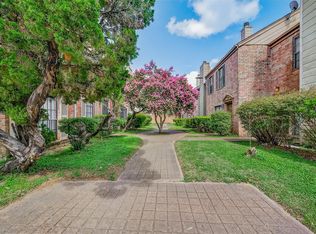 9901 Sharpcrest St APT B3, Houston, TX 77036