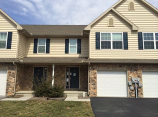 106 Mount Olive Ln, Ephrata, PA 17522