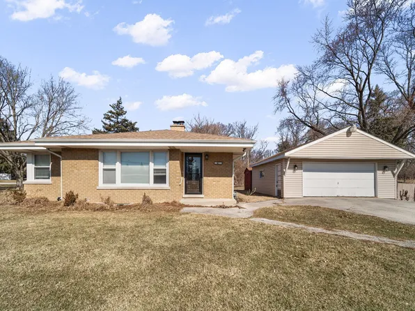 22W144 Marston Ave, Glen Ellyn, IL 60137