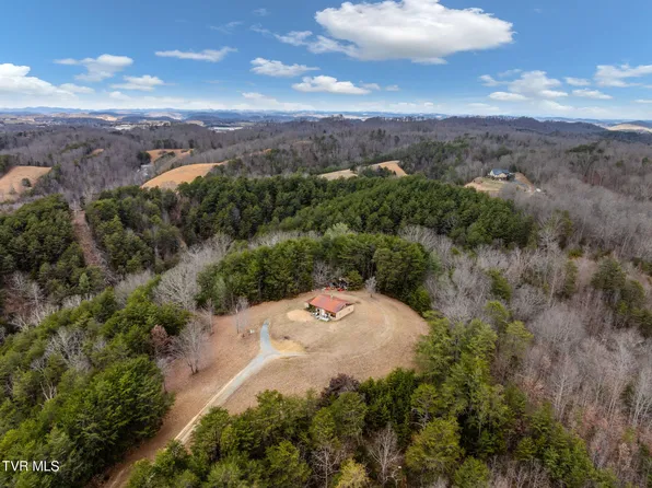 1135 Piney Flats Rd, Watauga, TN 37694